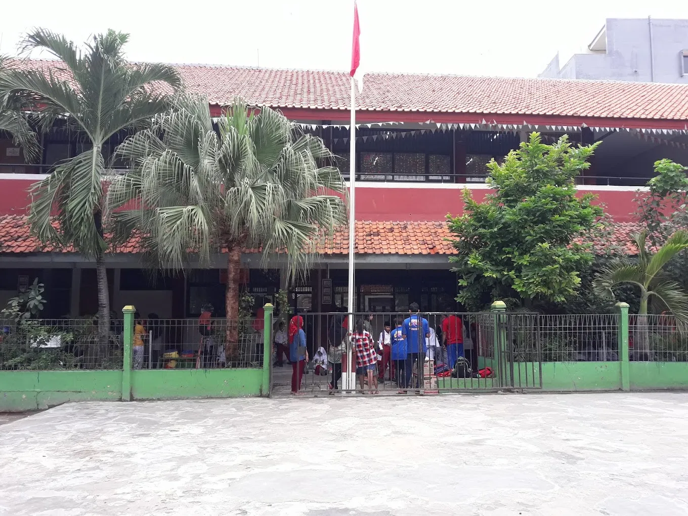 Layanan Publik